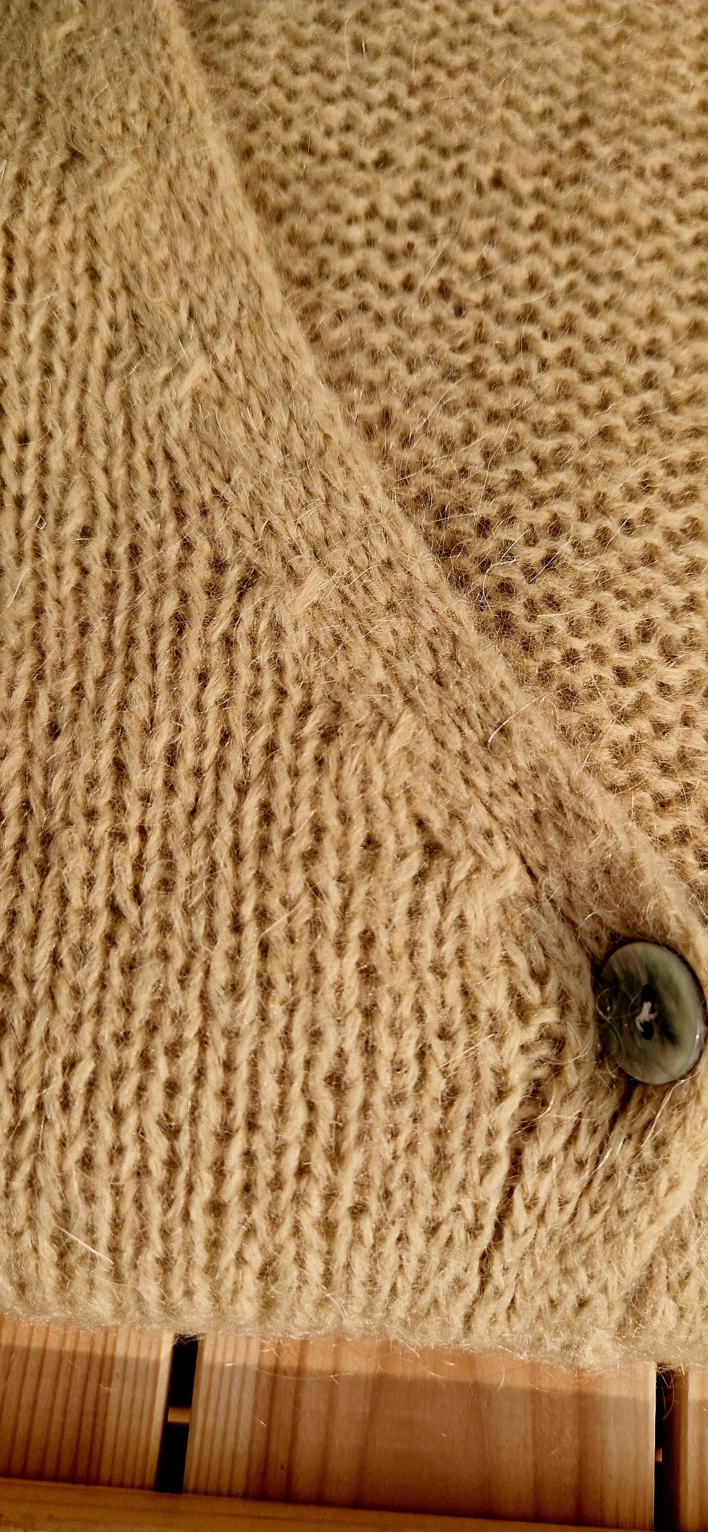 Oatmeal beige Mohair Mix. V Neck Cardigan