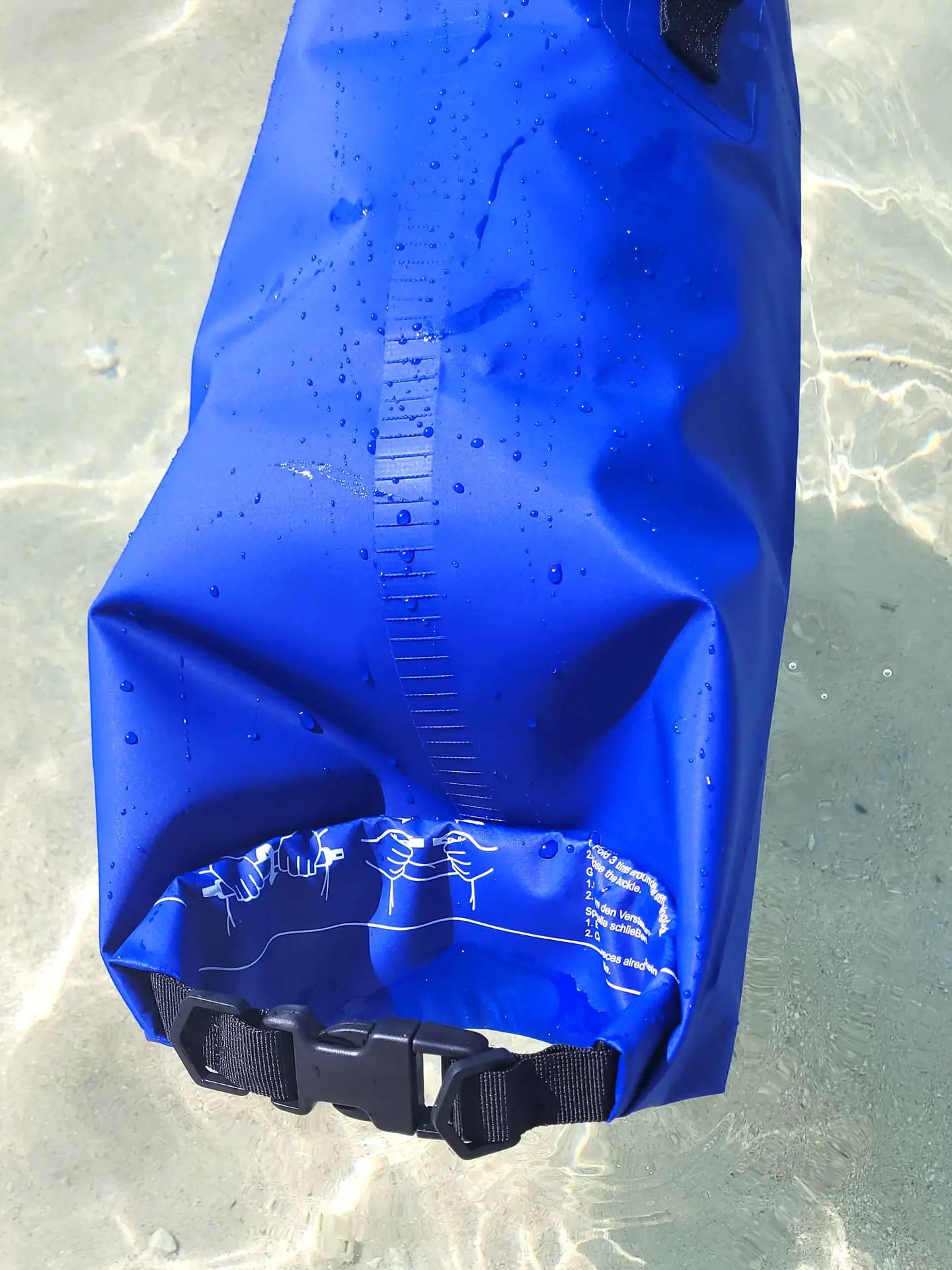 Waterproof Bag - the Unsubmersible 10L