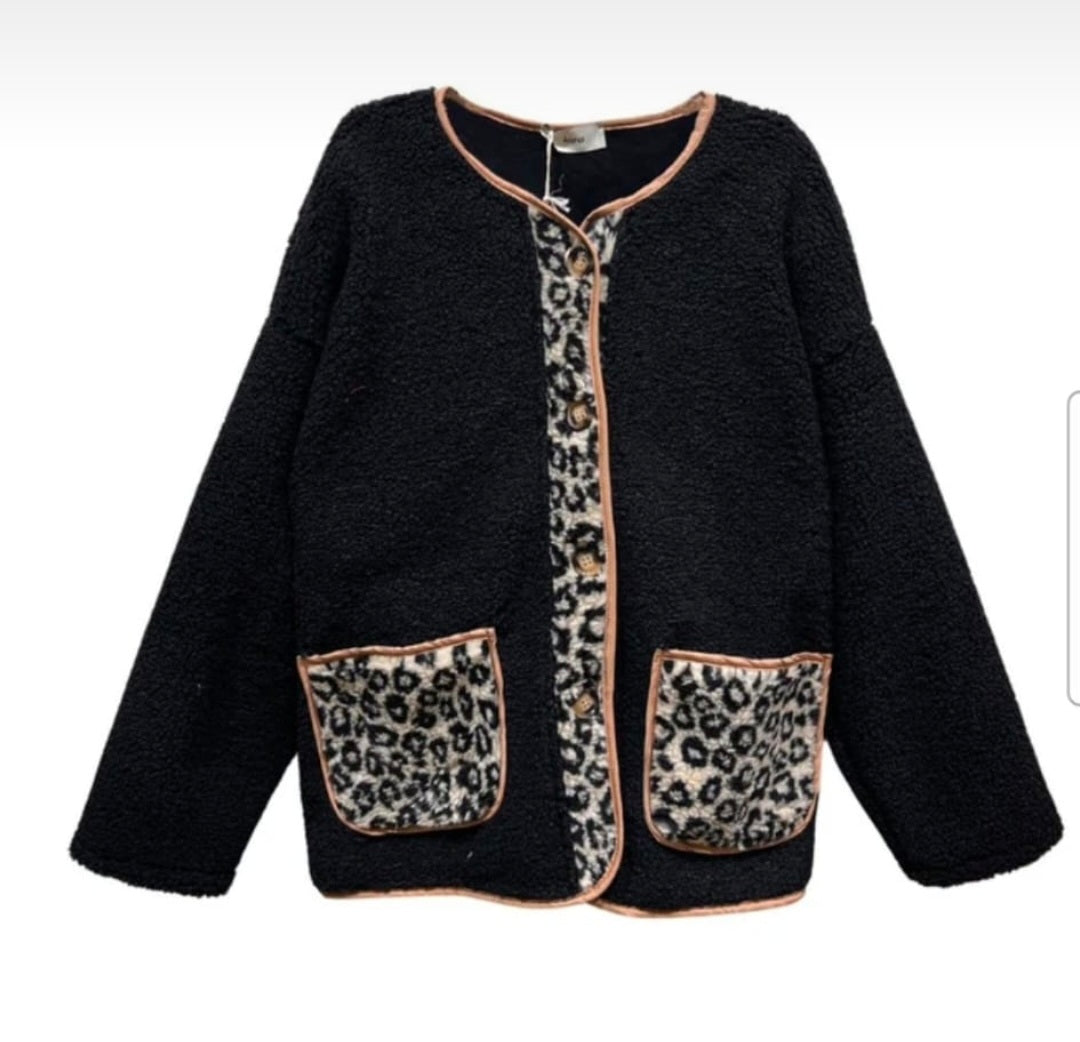 Teddy Fleece Jacket in Black with Animal Print & Tan Trim