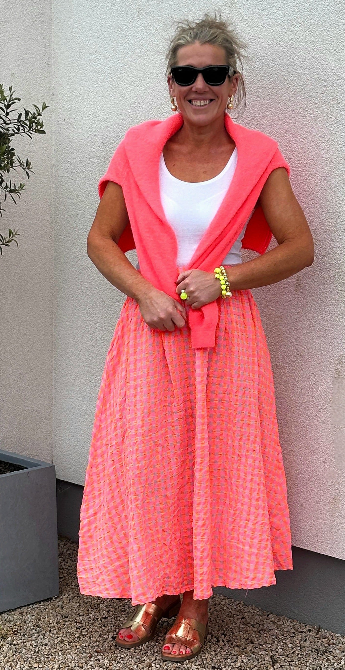 DRESSES/SKIRTS