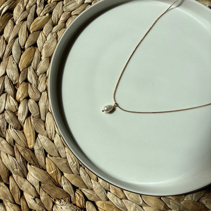Snake necklace with freshwater pearl