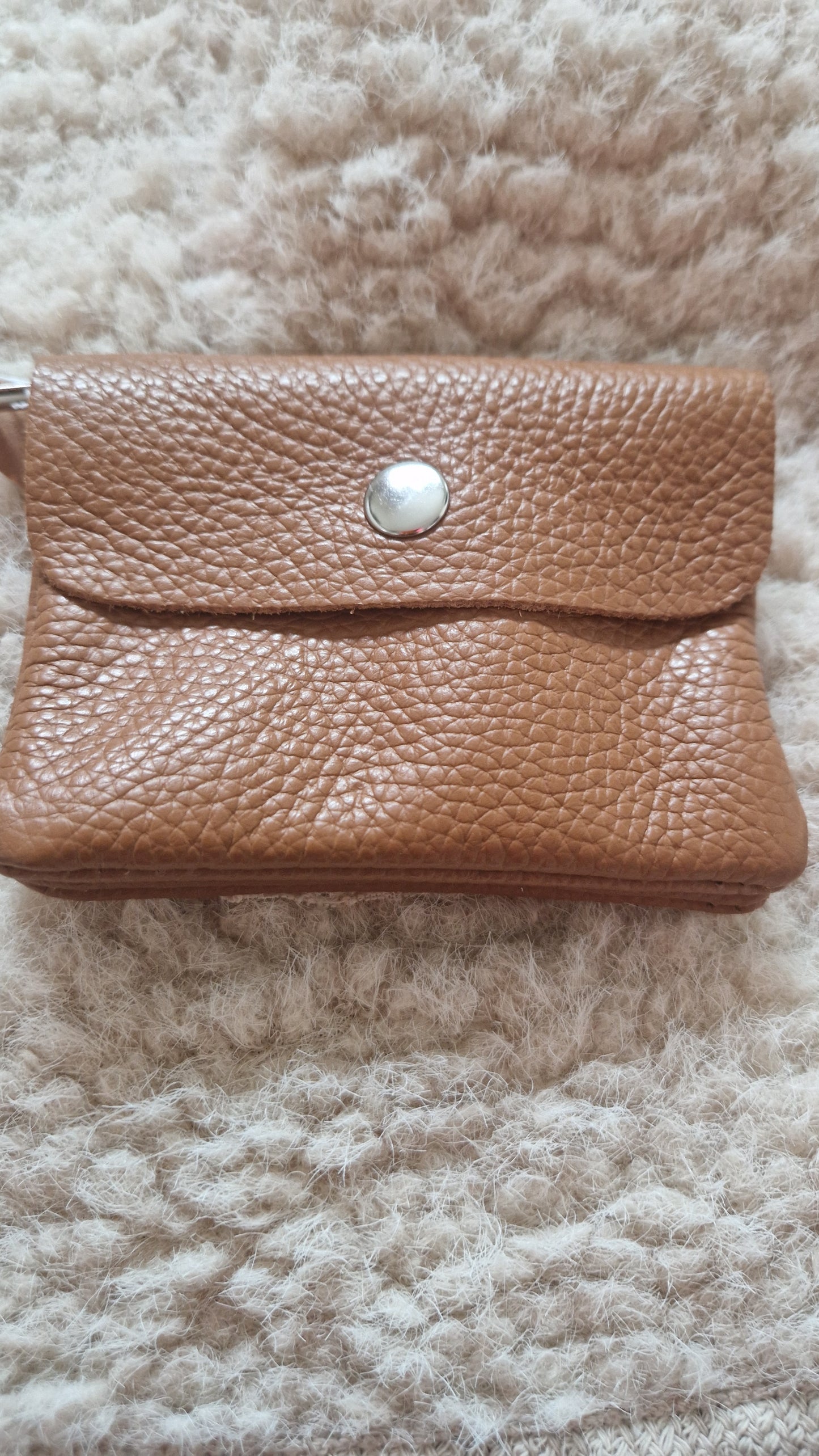 Leather Purse. Made in Italy. Camel
