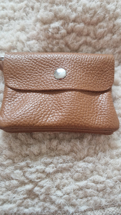 Leather Purse. Made in Italy. Camel