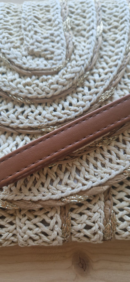 Elegant, braided Raffia Clutch/Crossbody bag