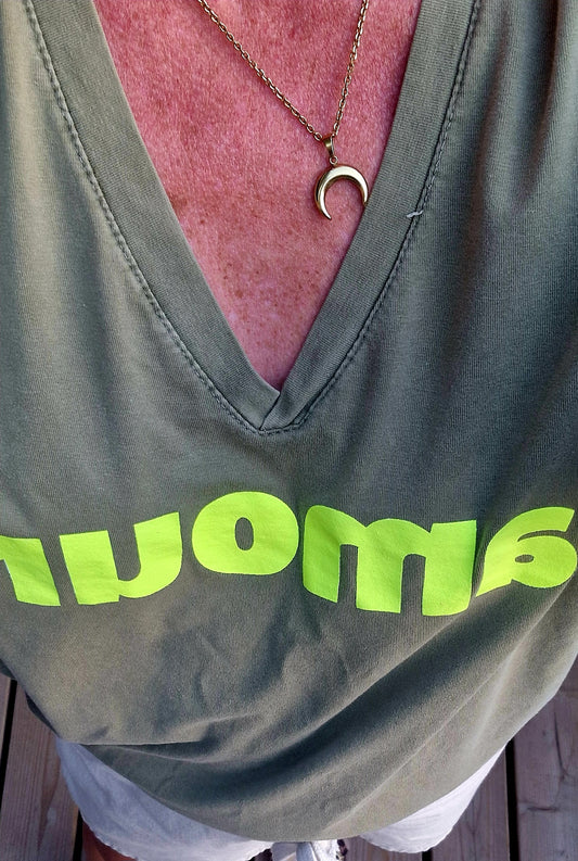 Amour t shirt in Khaki & Neon Yellow