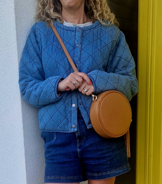 Collarless, Quilted Denim jacket with buttons in pure cotton.