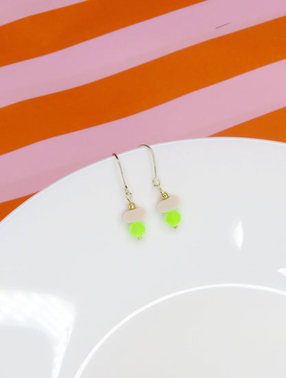 Color Treats Earrings Lime with gold-filled elements