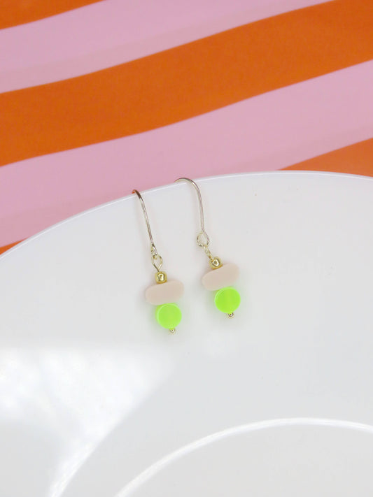 Color Treats Earrings Lime with gold-filled elements