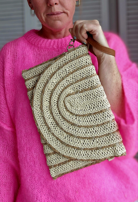 Elegant, braided Raffia Clutch/Crossbody bag