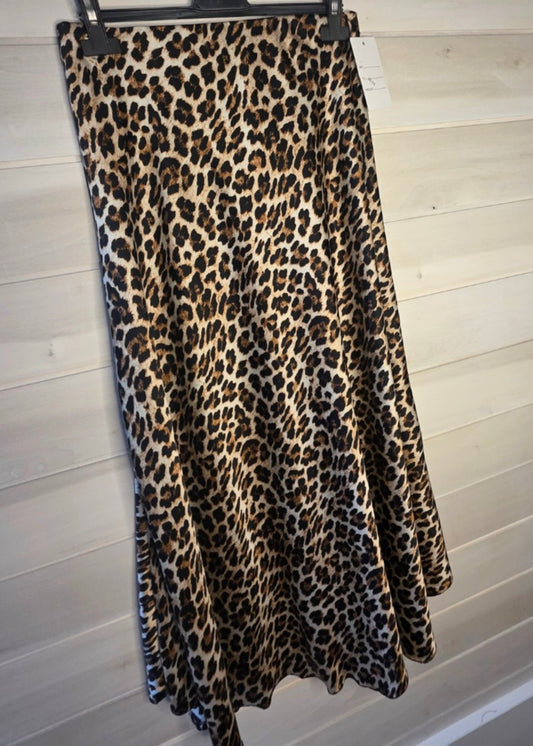 Animal print satin style skirt