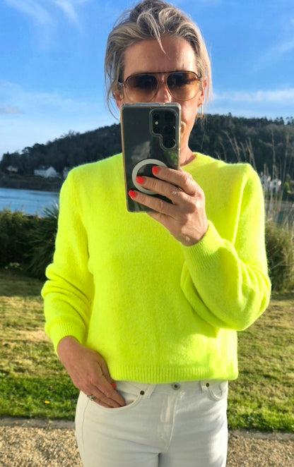 LUXURY KNIT| Neon Yellow. Alpaca & Wool