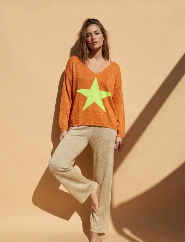 Women’s Metallic Star Intarsia Lightweight V-Neck Sweater in Orange & Neon Yellow