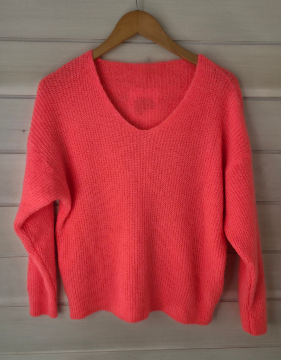 Neon Coral Baby Alpaca Mix V-Neck Ribbed Jumper