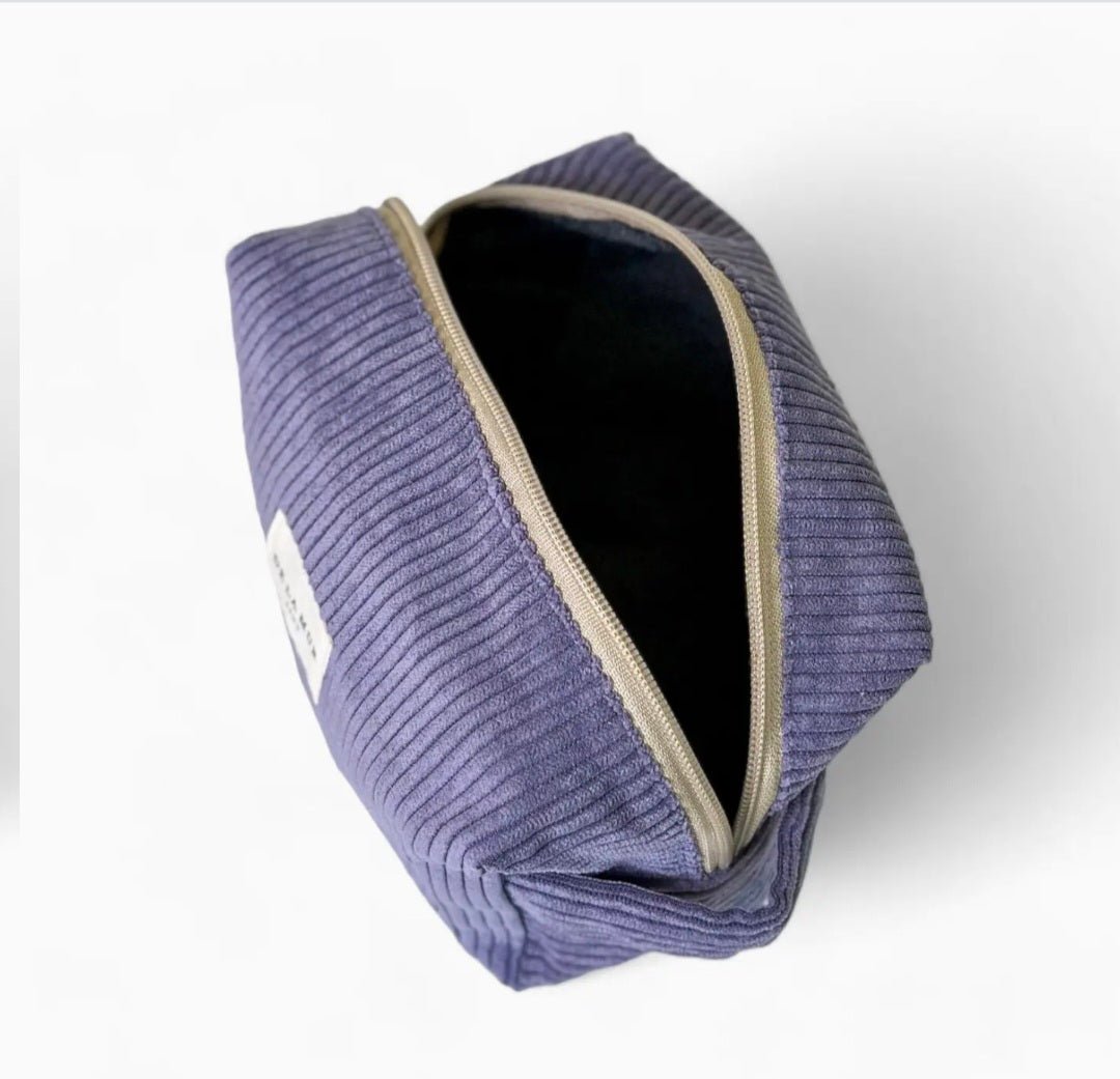 Aubergine. Medium Toiletry Bag from De La Mur - Cockleshell Crosshaven
