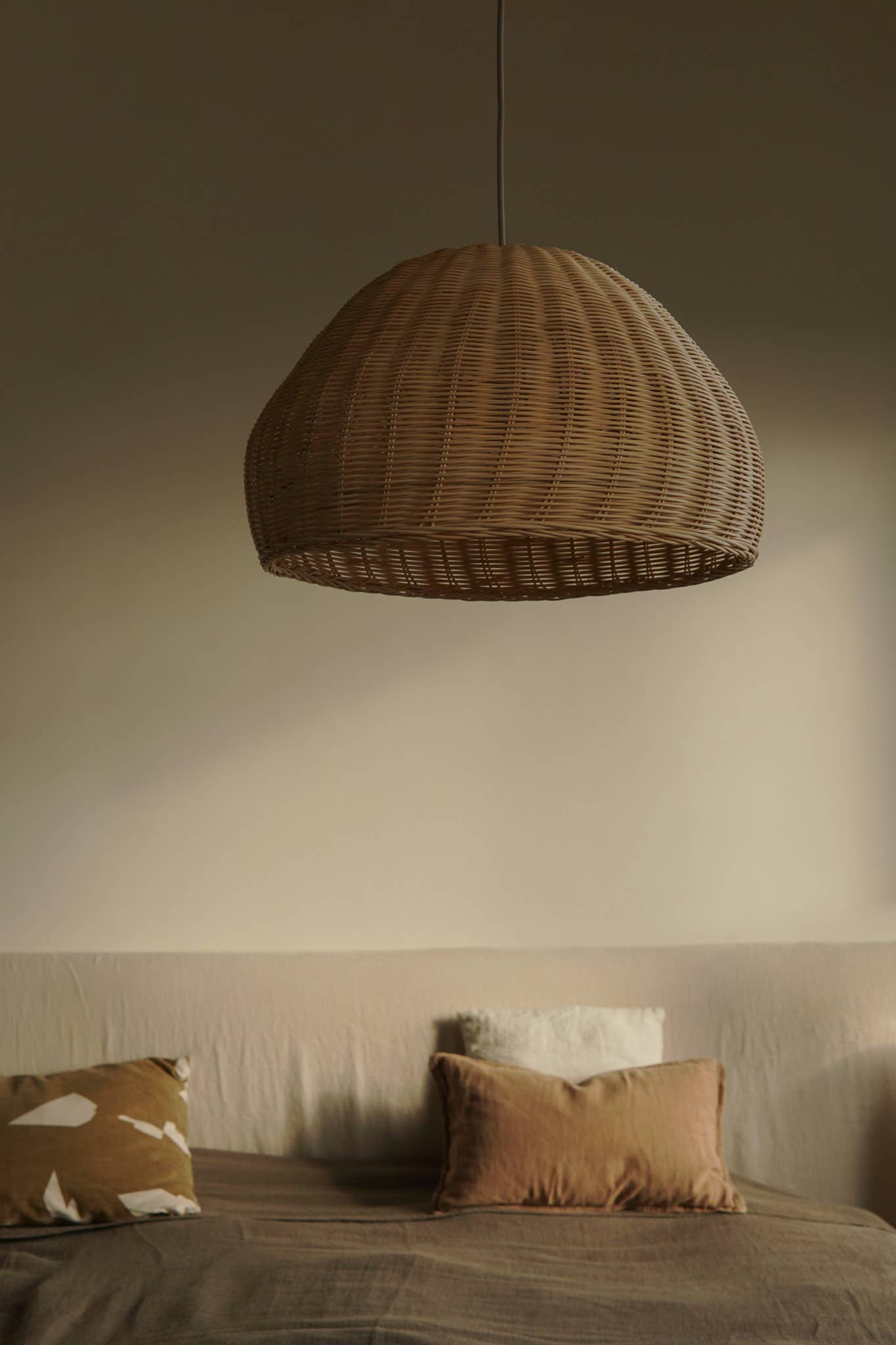 Rattan pendant lamp shade