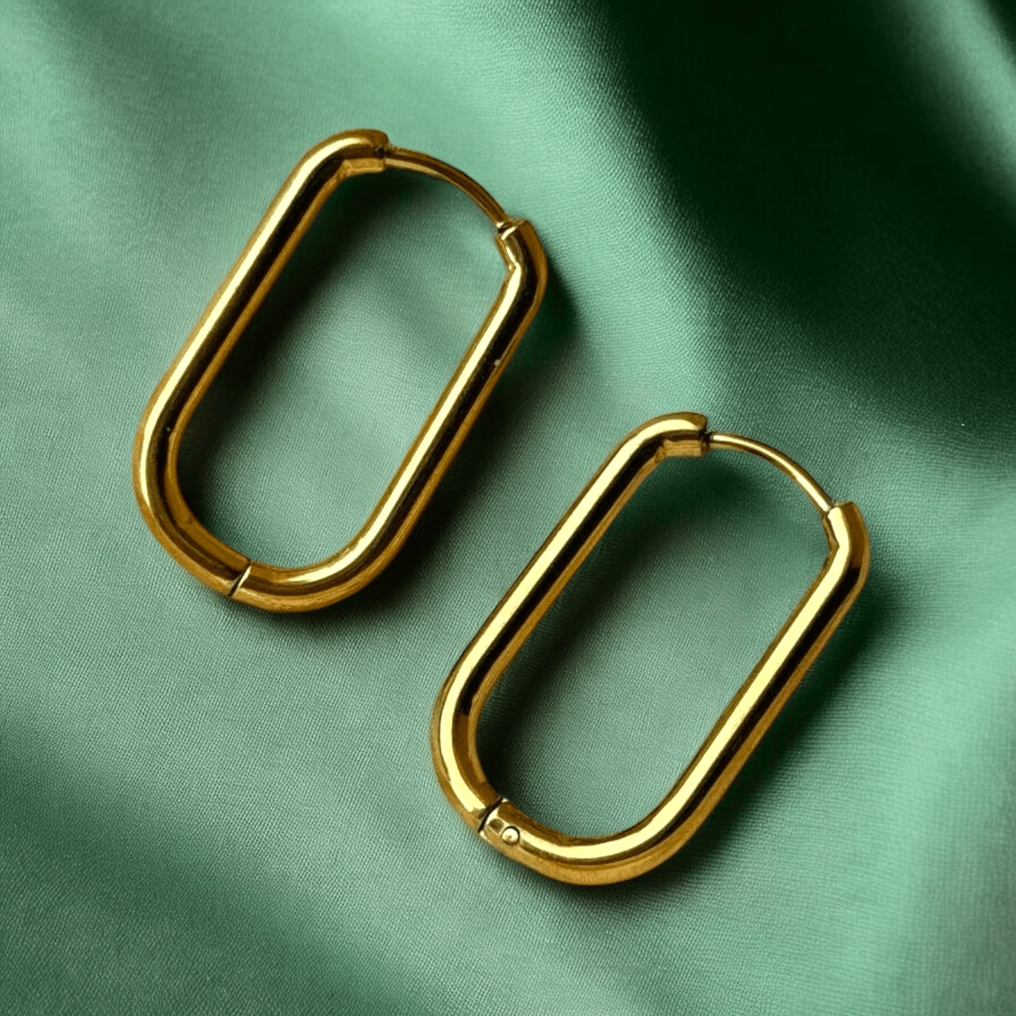 Minimalist Gold Edges - Cockleshell Crosshaven