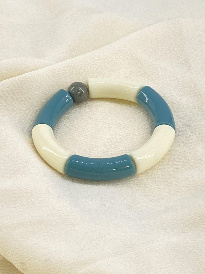 Resin, elastic bracelet - Cockleshell Crosshaven