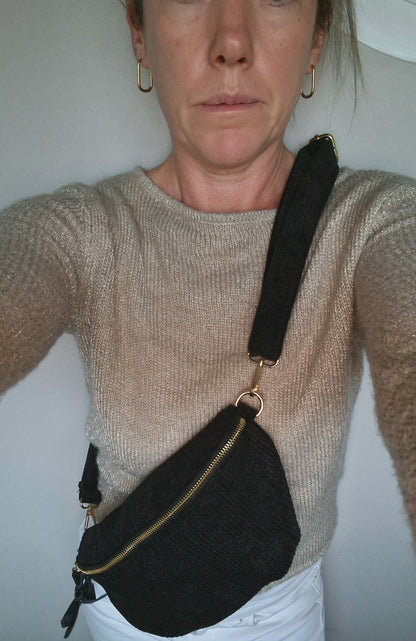 Sling bag.Corduroy Black, Made in Italy