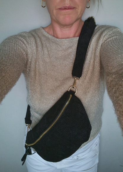 Sling bag.Corduroy Black, Made in Italy