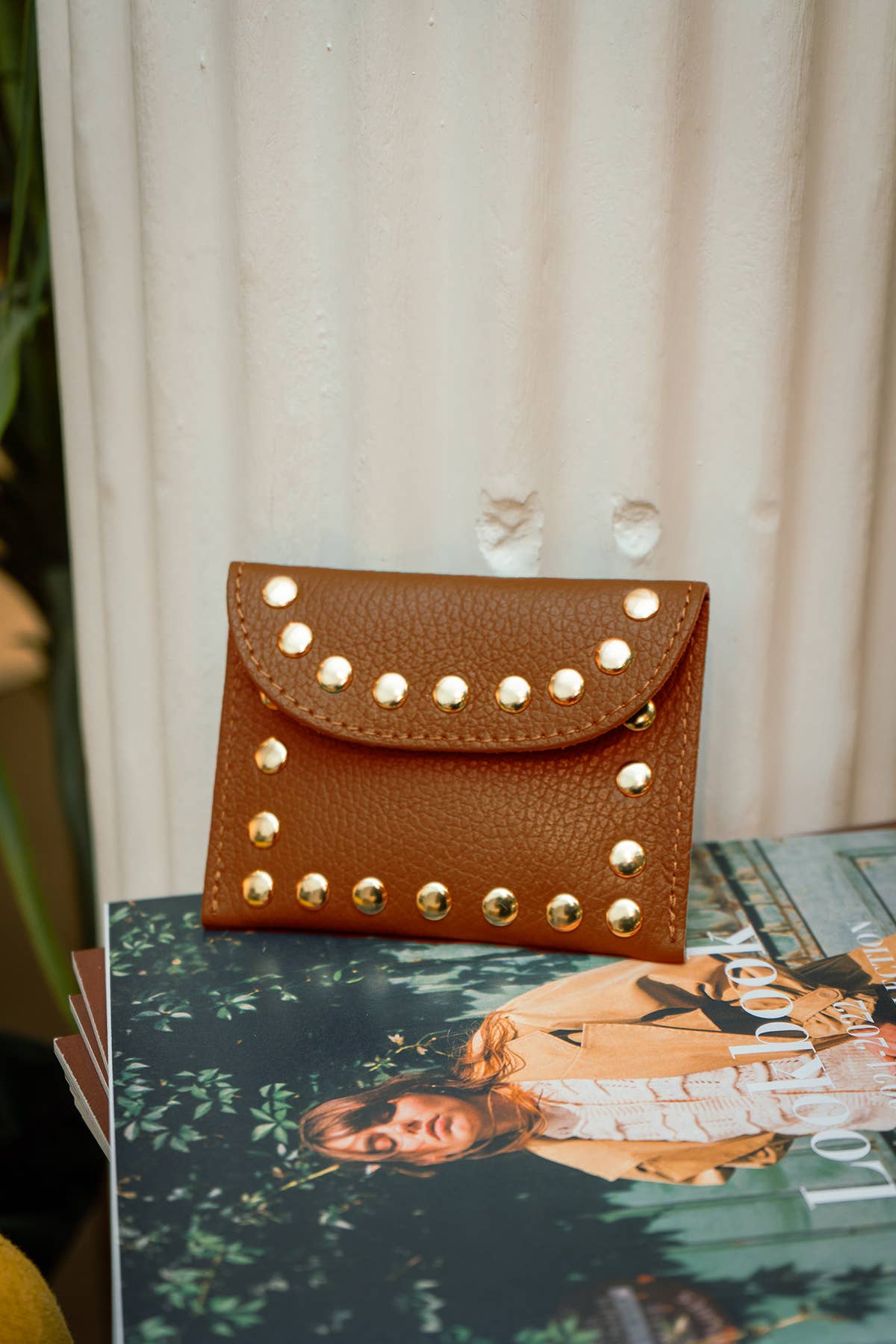 Studded Tan leather purse - Cockleshell Crosshaven